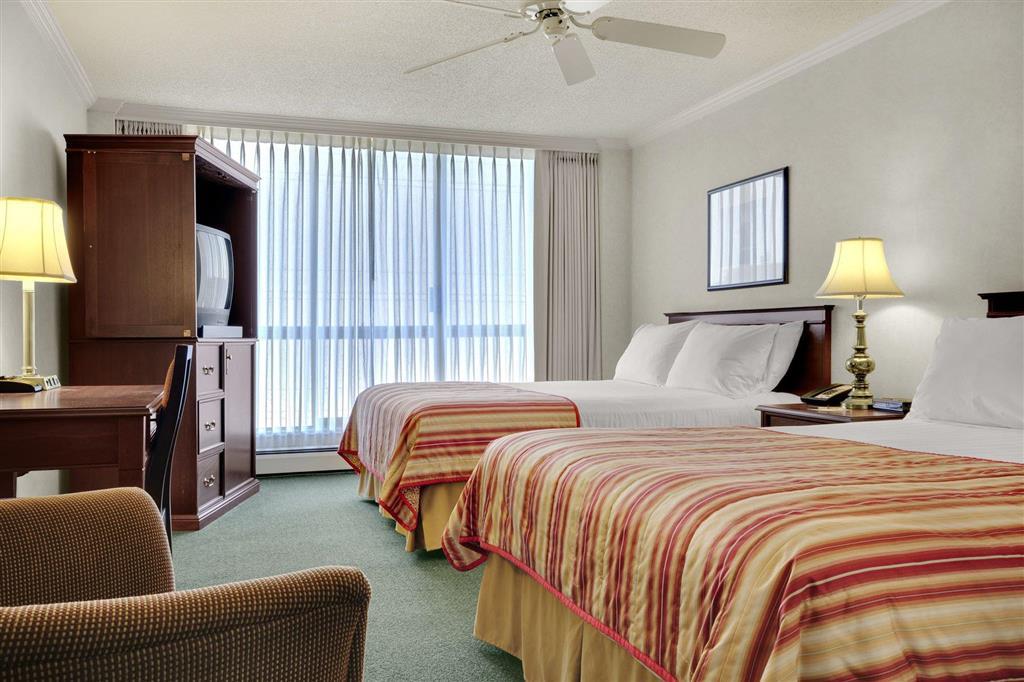 Harbour Towers Hotel & Suites Victoria Habitación foto